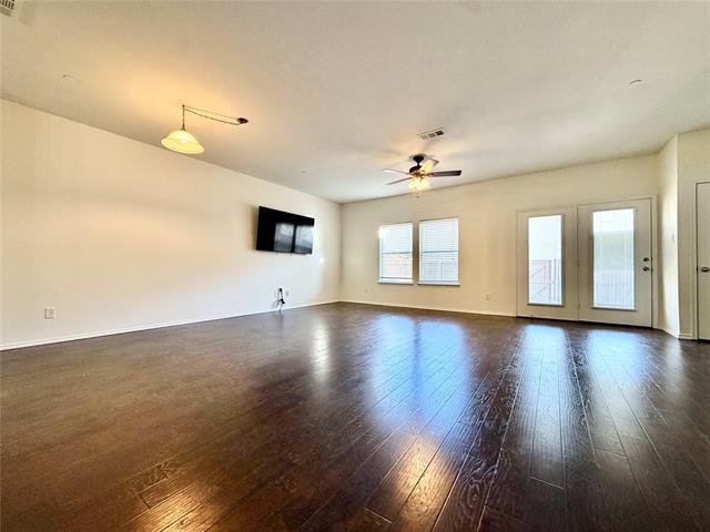 Building Photo - 6000 Lost Valley Dr