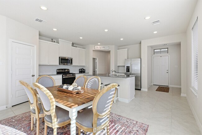 Foto del edificio - 2773 Bluebonnet Ridge Dr