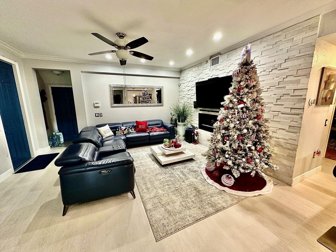 Foto principal - 4720 Mimosa Pl