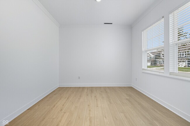 Building Photo - 15395 Alperton Rd