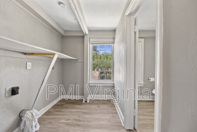 Foto del edificio - 259 A View Ave