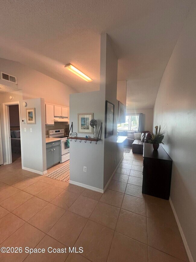 Foto del edificio - 426 Beach Park Ln
