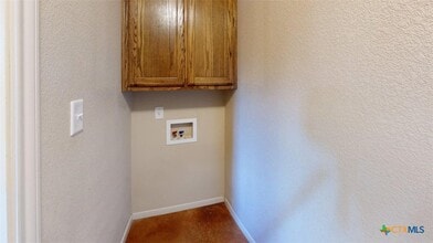 Building Photo - 1523 Aztec Trce