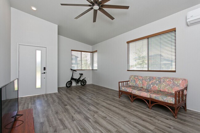 Foto del edificio - Hoopili Newer Single Family 4 bedroom, 2.5...
