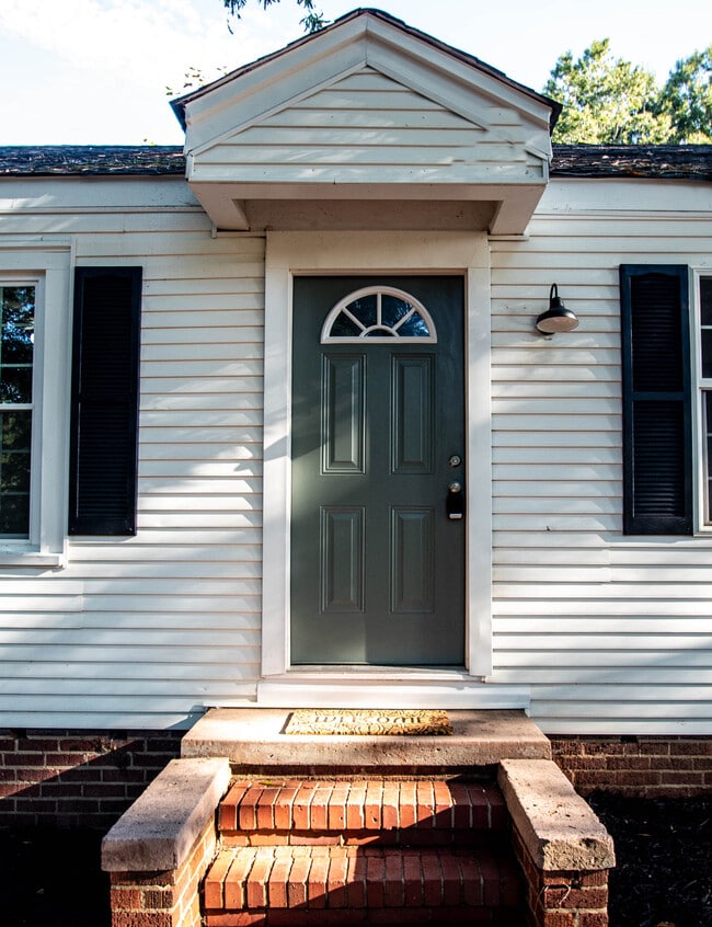 Building Photo - 20855 NC-73