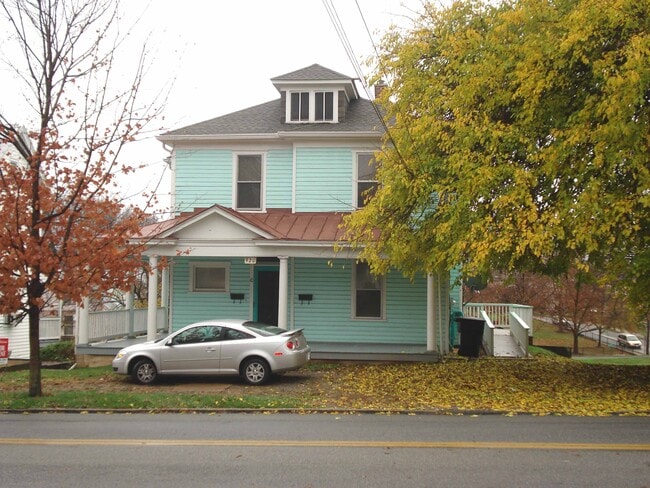 Foto del edificio - 920 Patterson Ave SW