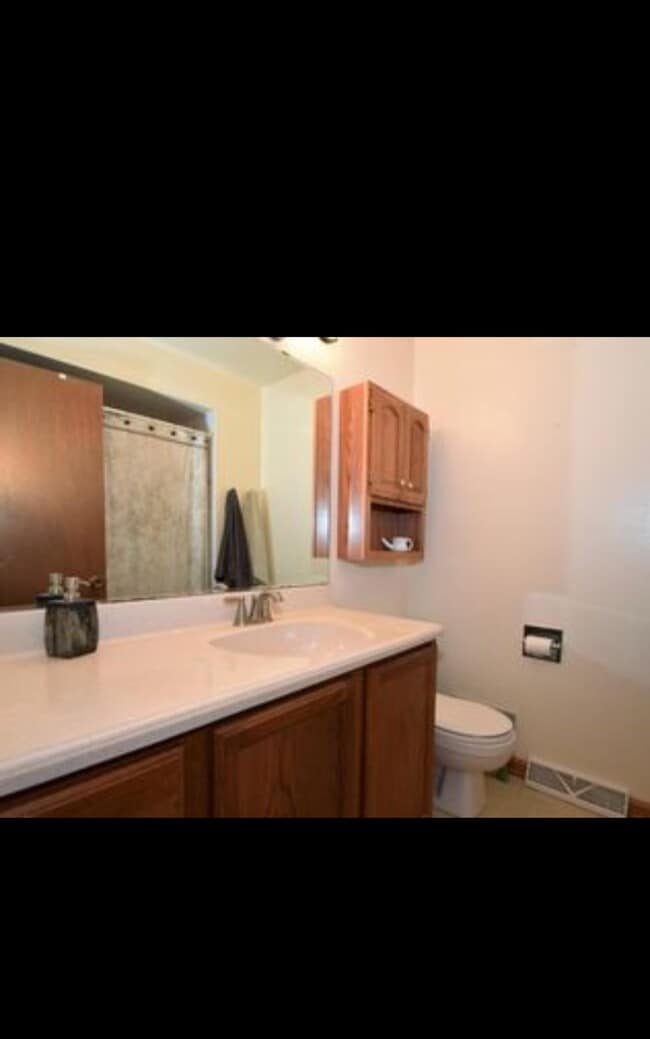 Foto del edificio - 4721 W Van Beck Ave