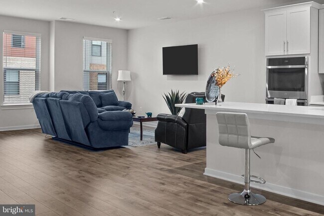 Building Photo - 44579 Wolfhound Sq