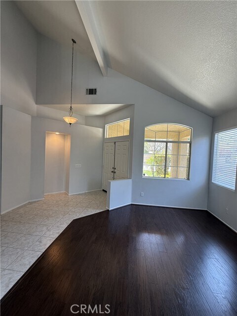 Building Photo - 2400 Cll Bienvenida