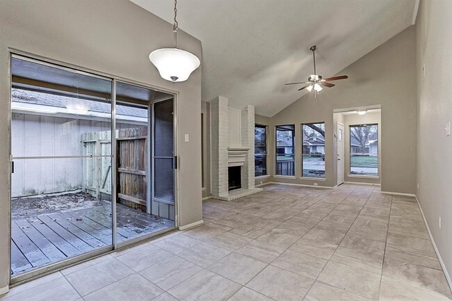 Building Photo - 23322 Pebworth Pl