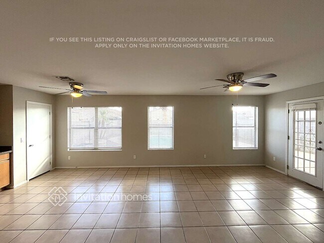 Foto del edificio - 11545 W Larkspur Rd