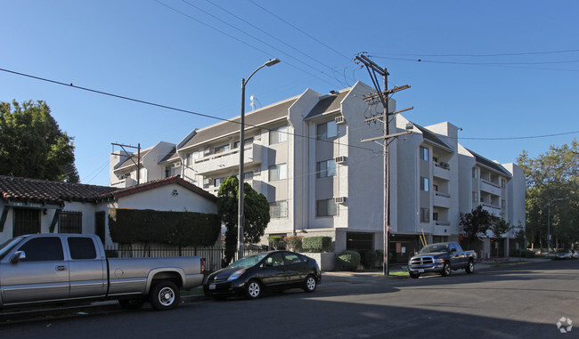 Building Photo - Centennial Apartments