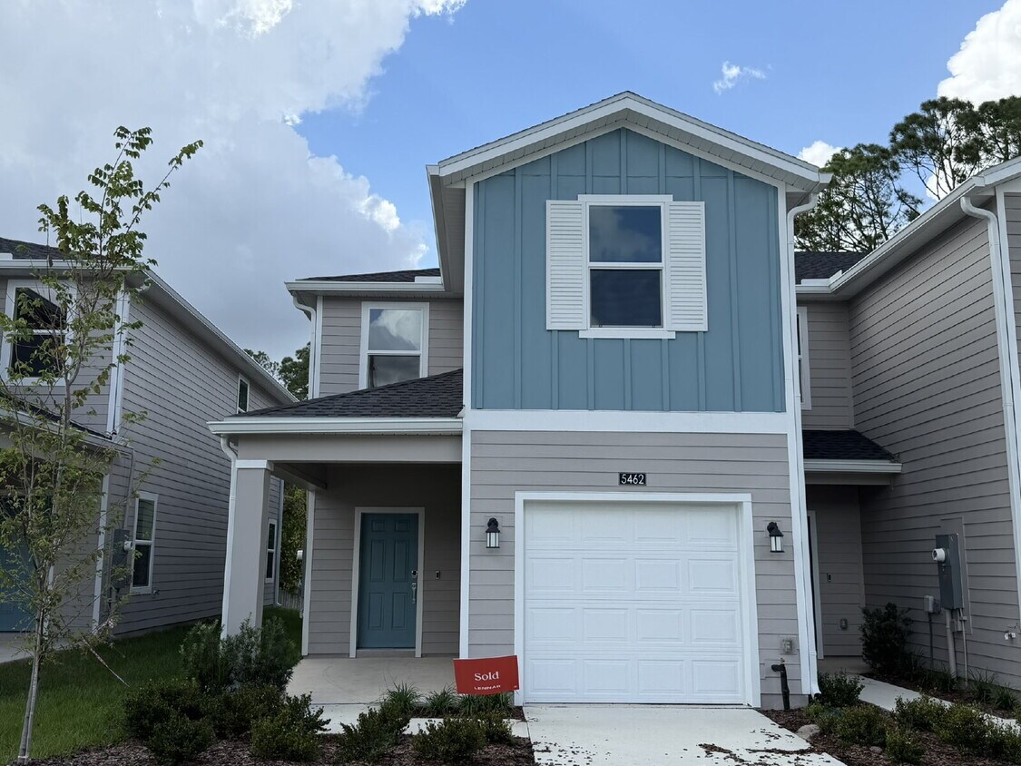 Primary Photo - Brand New Townhome in Tara Serena – Gainesville