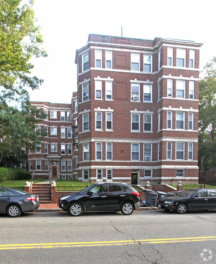 Building Photo - 331 Harvard St