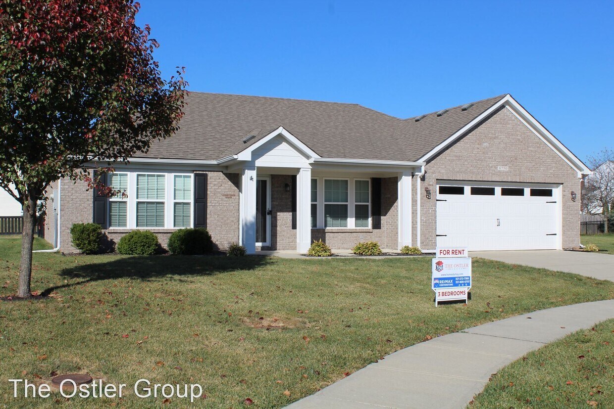 3 br, 2 bath House 6750 Woodcrest Drive House for Rent in Avon, IN