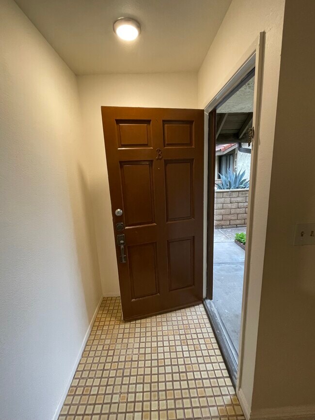 112 N Moore Ave, Monterey Park, CA 91754 Townhome Rentals in Monterey