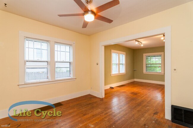 Foto del edificio - 2 br, 1 bath House - 636 Innes St NE