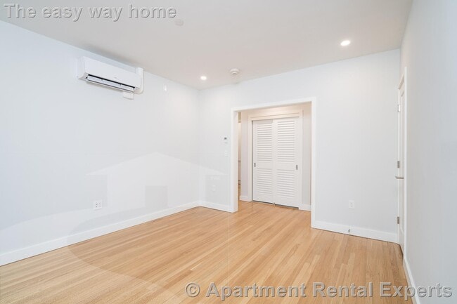 Photo - 17 Forest St Apartment