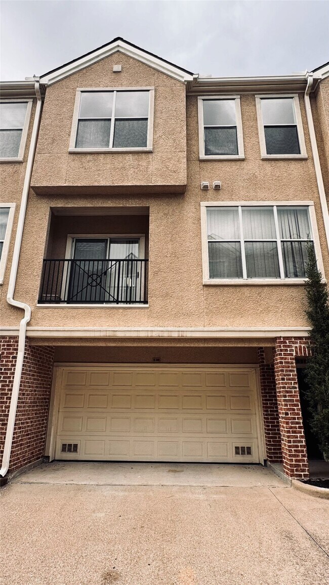 Building Photo - 12707 Boheme Dr