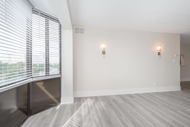 Foto principal - 637 E Woodland Park Ave