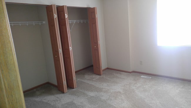 Master Bedroom - 3974 Massillon Rd