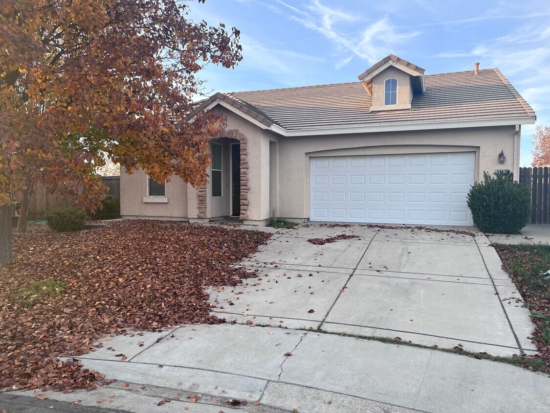 Primary Photo - NICE HOME IN NORTH NATOMAS!!
