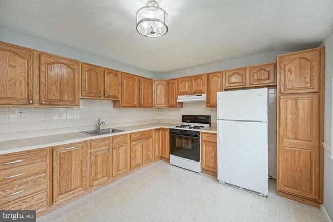 Foto del edificio - 220 Georgetown Rd