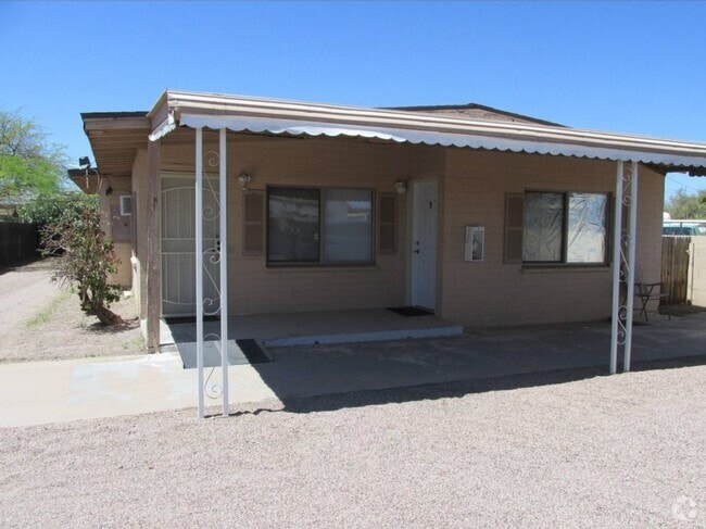 Building Photo - 236 N Saguaro Dr