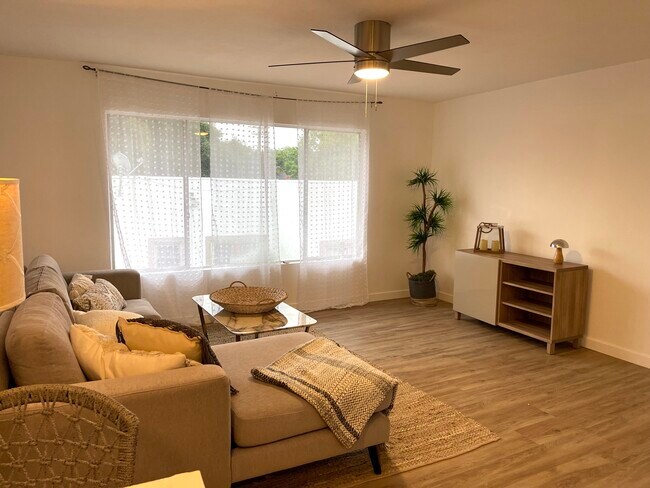 Foto del edificio - 1104 French St