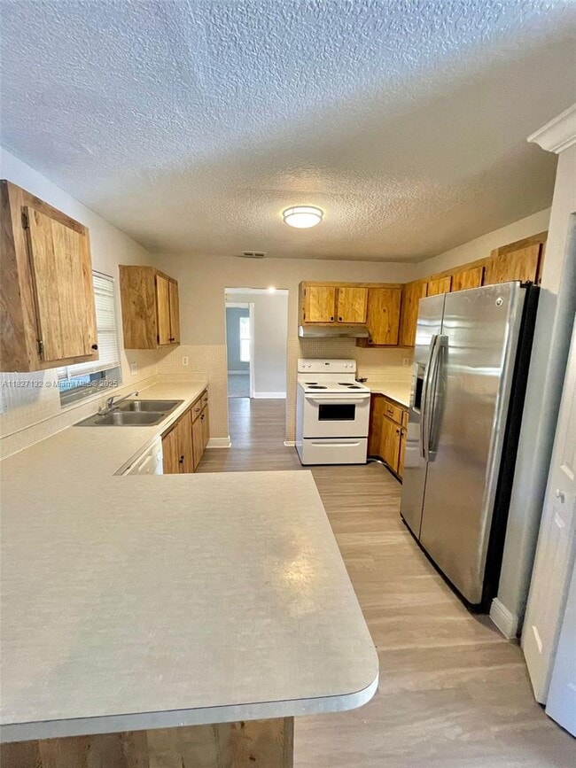 Building Photo - 4718 Blue Pine Cir