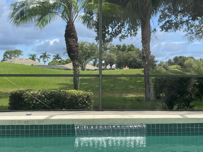 Building Photo - 2024 Calusa Lakes Blvd