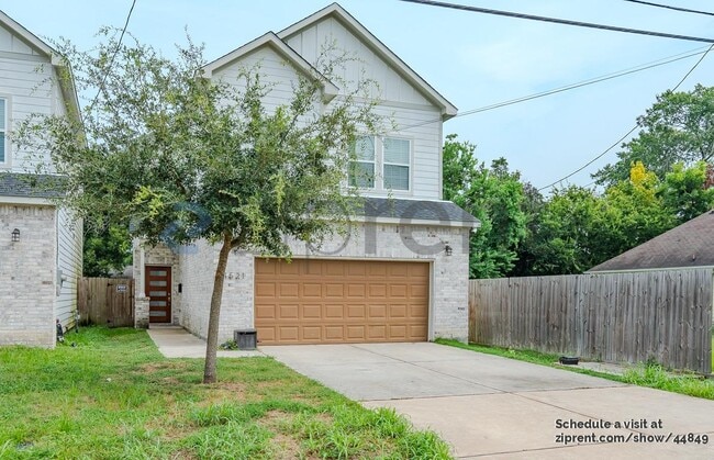 Foto del edificio - 4521 Clover St