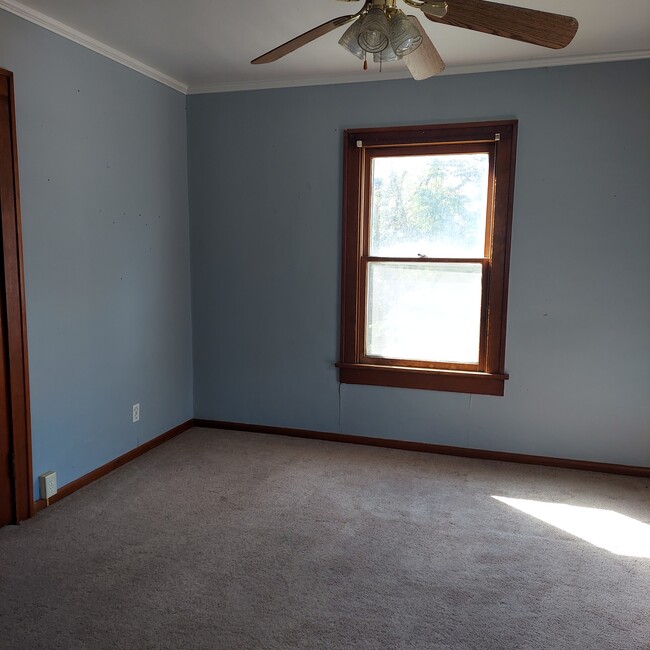 Building Photo - 1030 Bond St