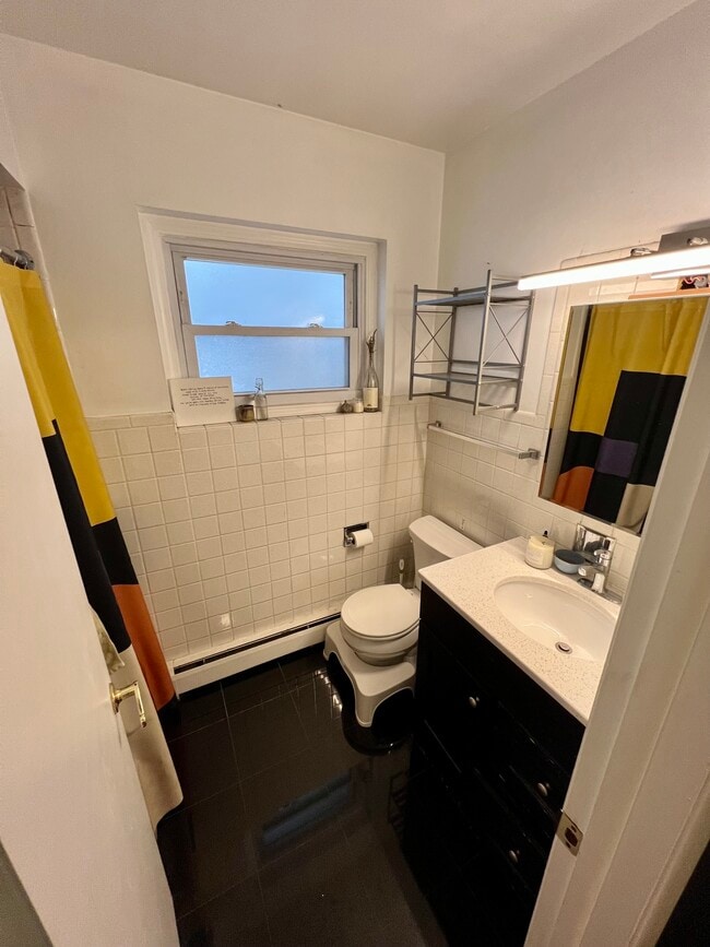 Bathroom - 120 S Grove Ave