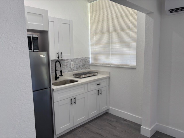 Foto del edificio - 3631 W Commercial Blvd