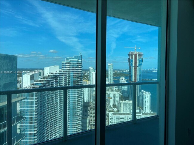Foto del edificio - 1900 N Bayshore Dr