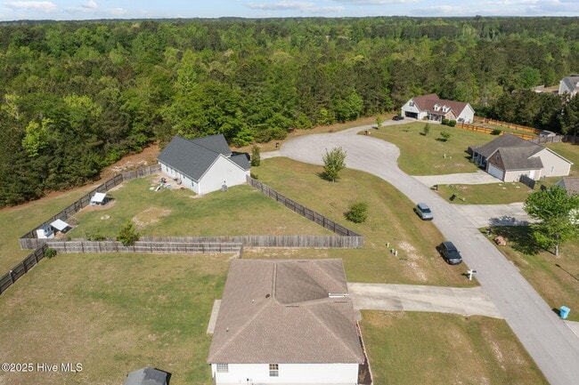 Foto del edificio - 309 Forbes Ln