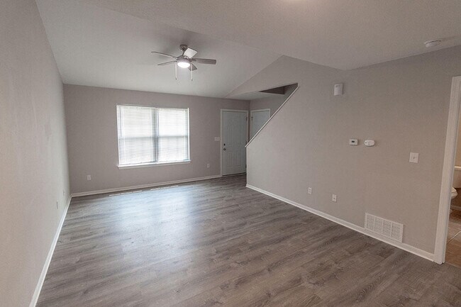 Foto del edificio - 1427 Greensboro Dr