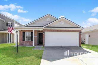 Building Photo - 2347 Middle View Dr