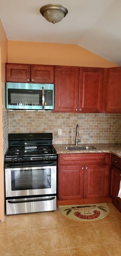 Primary Photo - 153-18 119th Rd