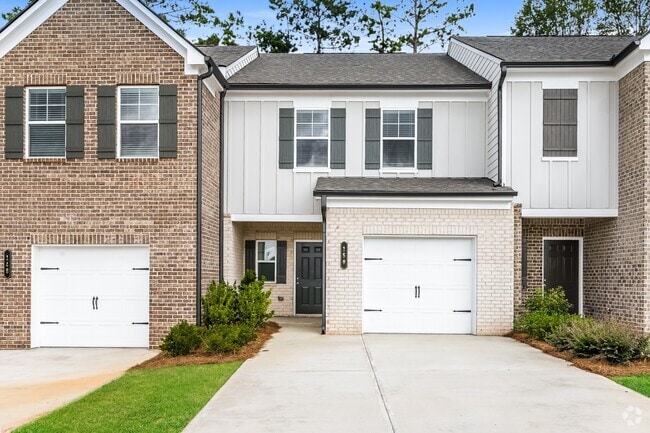 Building Photo - 150 PYRUS Ln