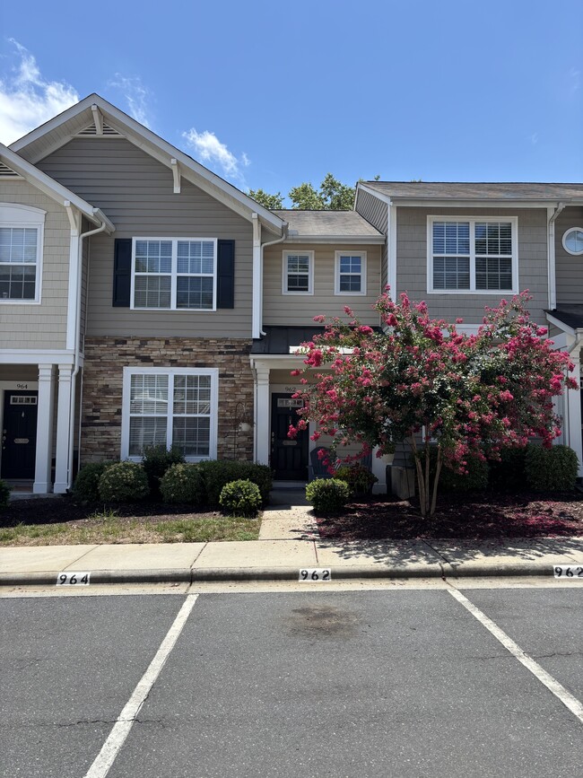 Photo - 962 Copperstone Ln Townhome