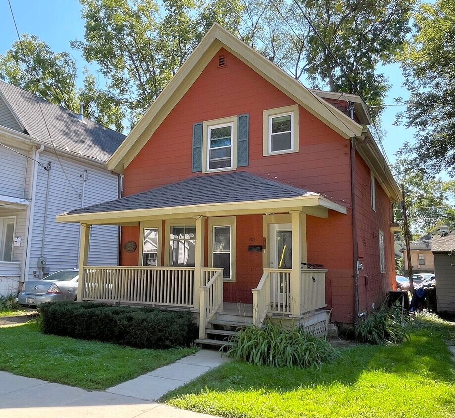 Foto principal - 1333 Milton St