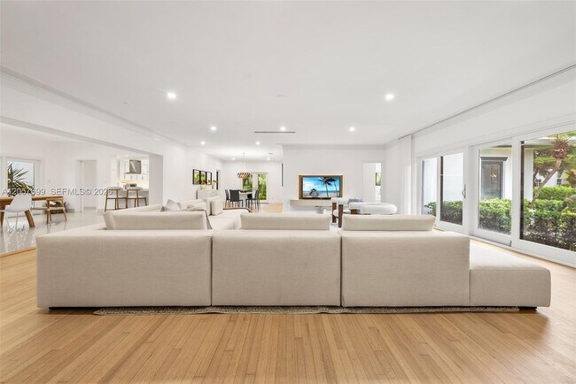 Foto del edificio - 641 Island Rd