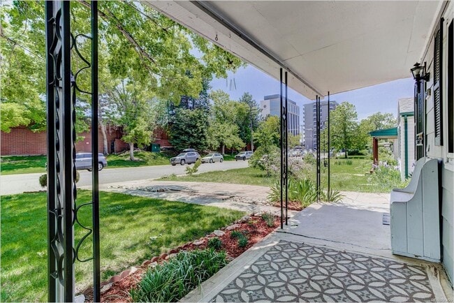 Photo - 1645 S Jackson St House