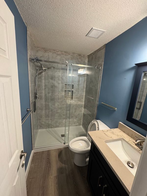 Building Photo - 17 Stonemount Ct