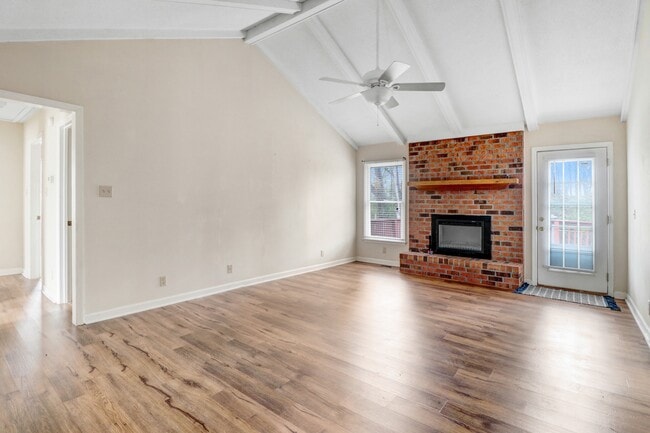 Foto del edificio - 103 Sallie Pl