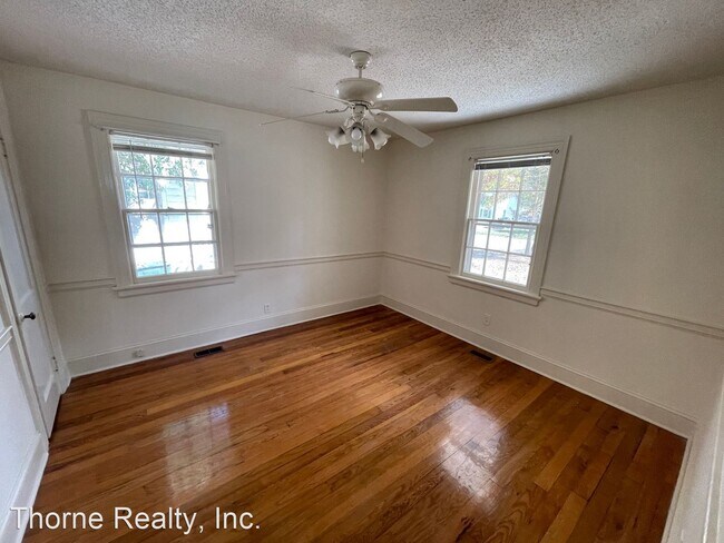 Building Photo - 2 br, 1 bath House - 836 S Pine Street