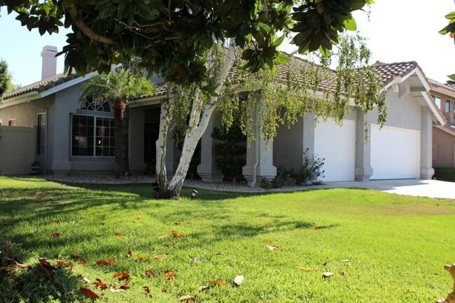 Building Photo - 32307 Corte Las Cruces