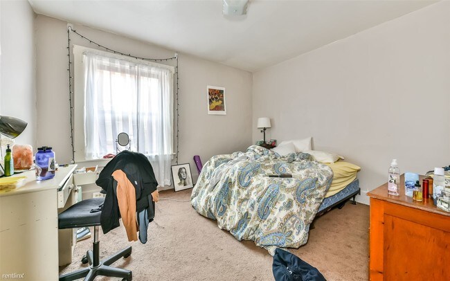 Foto del edificio - 3436 Ward St